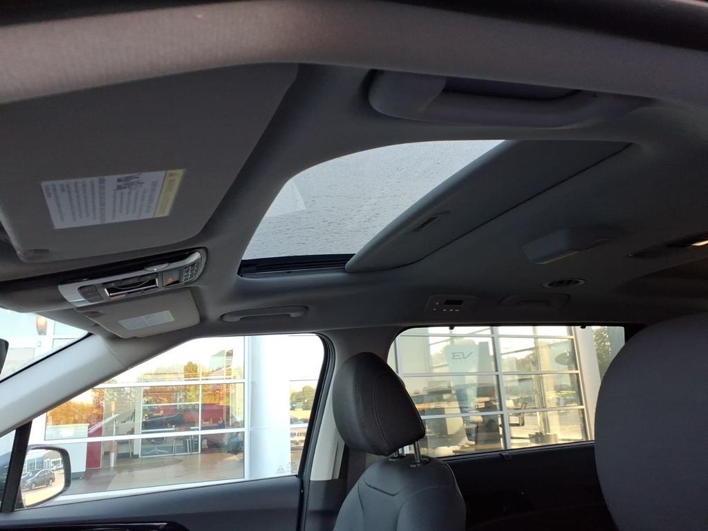 2026 Kia Carnival Base