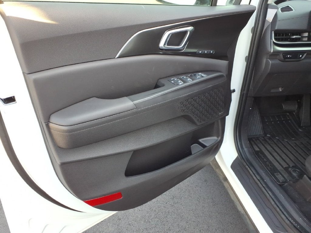 2027 Kia Carnival SX Prestige