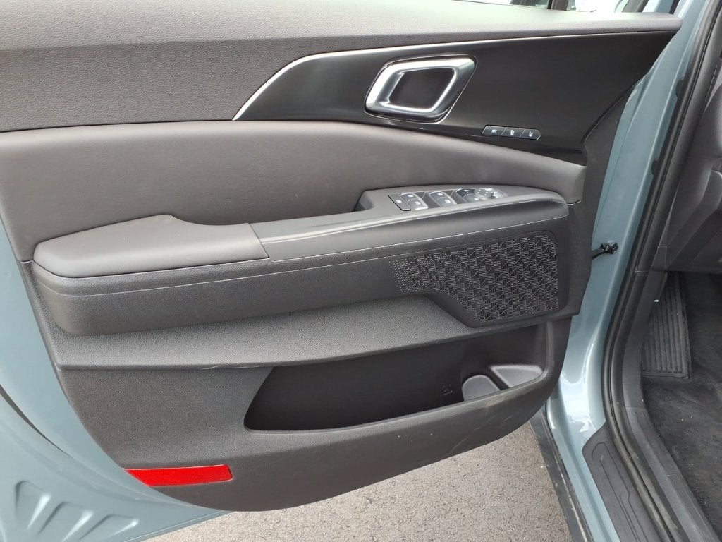 2027 Kia Carnival Hybrid SX