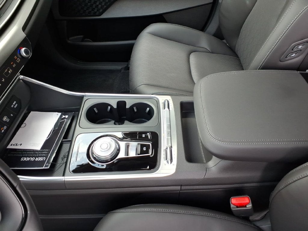2027 Kia Carnival Hybrid SX